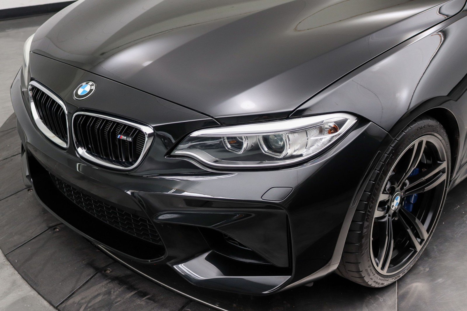 Used 2017 BMW M2 RWD image 10