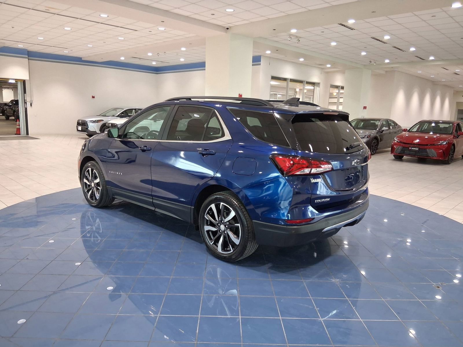 Used 2022 Chevrolet Equinox LT image 4