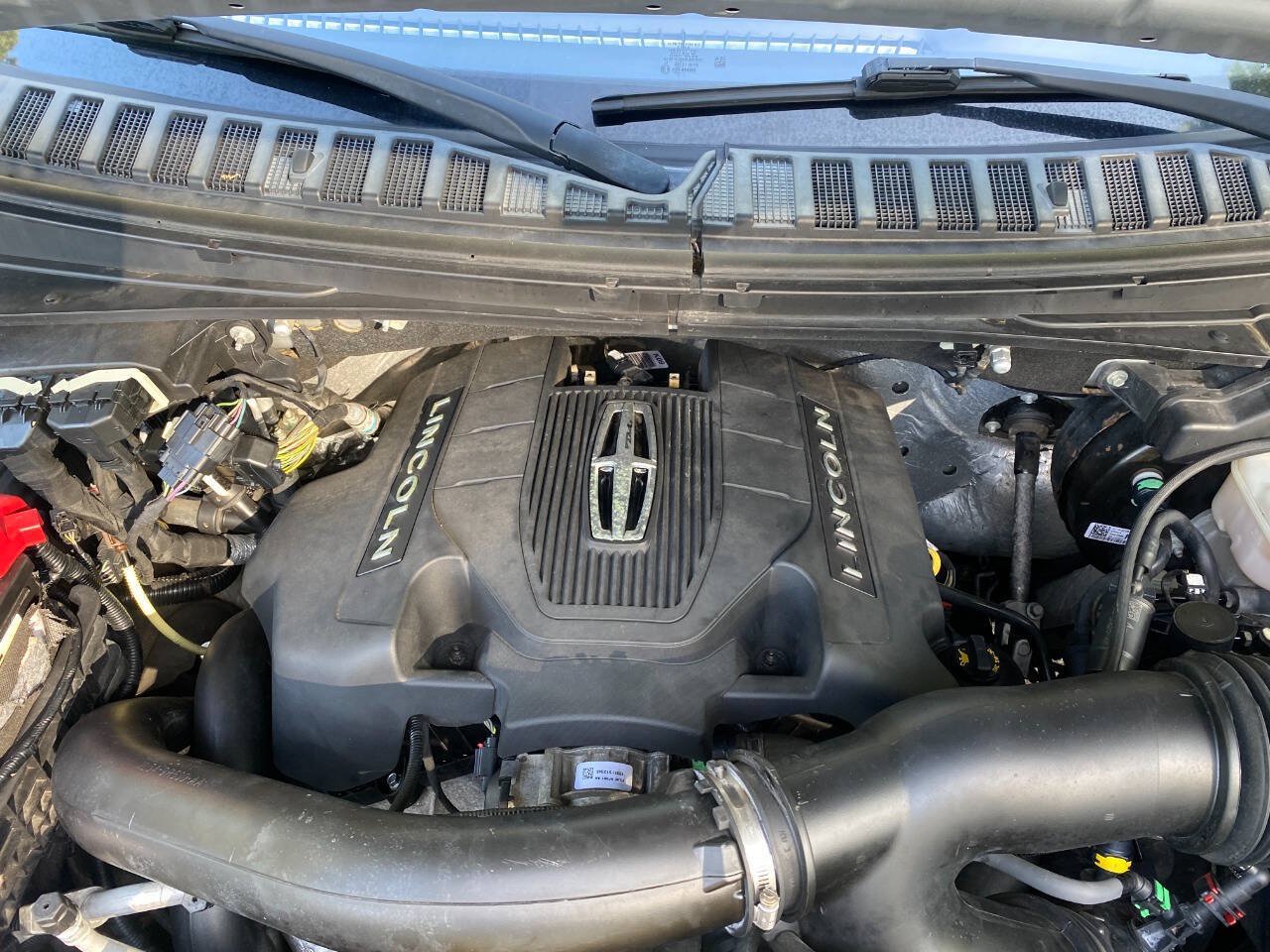 Used 2019 Lincoln Navigator Reserve AWD/4WD image 76