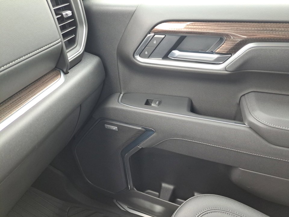 Certified 2025 Chevrolet Silverado 1500 LT Trail Boss w/ Convenience Package II image 31