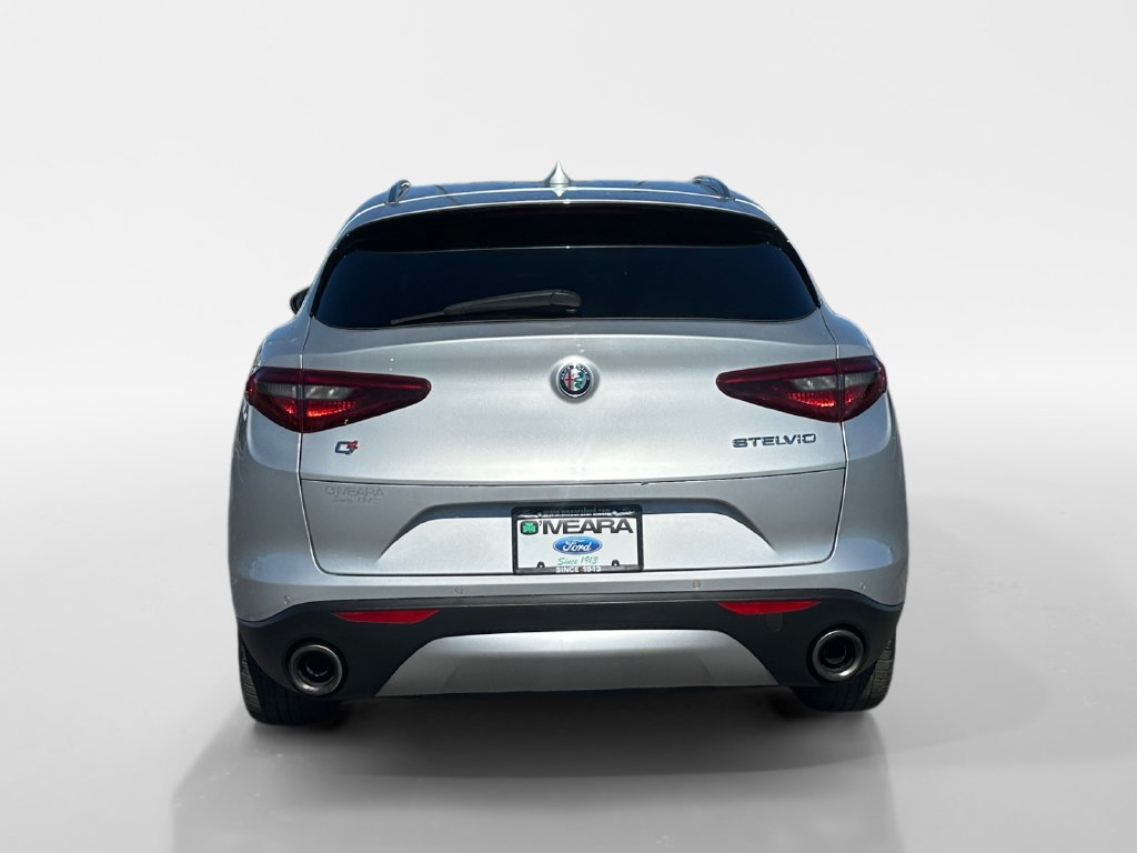 Used 2018 Alfa Romeo Stelvio Ti AWD/4WD image 19