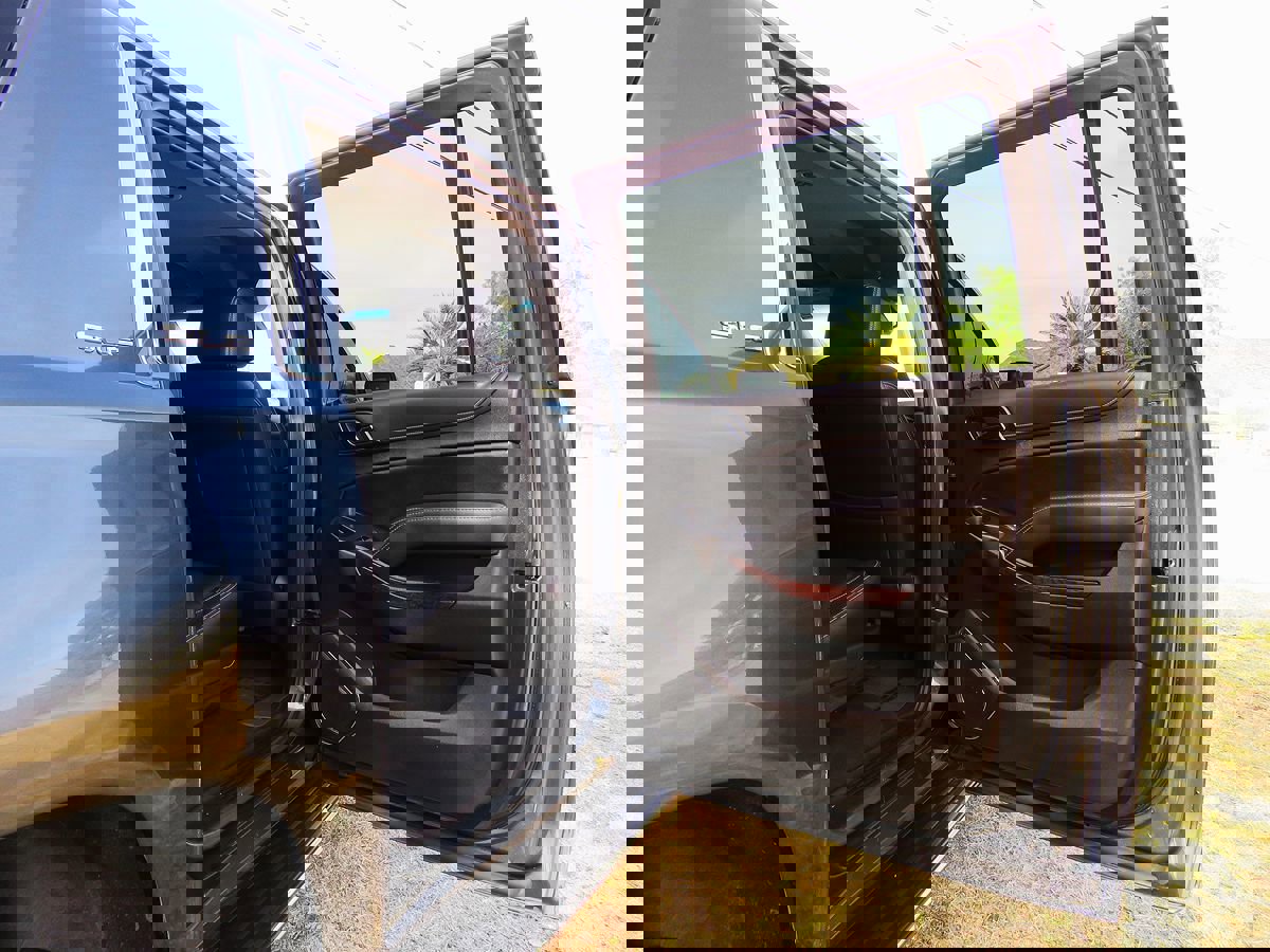 Used 2020 GMC Yukon XL SLE w/ Convenience Package image 17