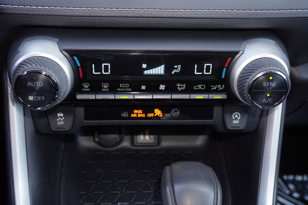 Certified 2024 Toyota RAV4 XLE image 17