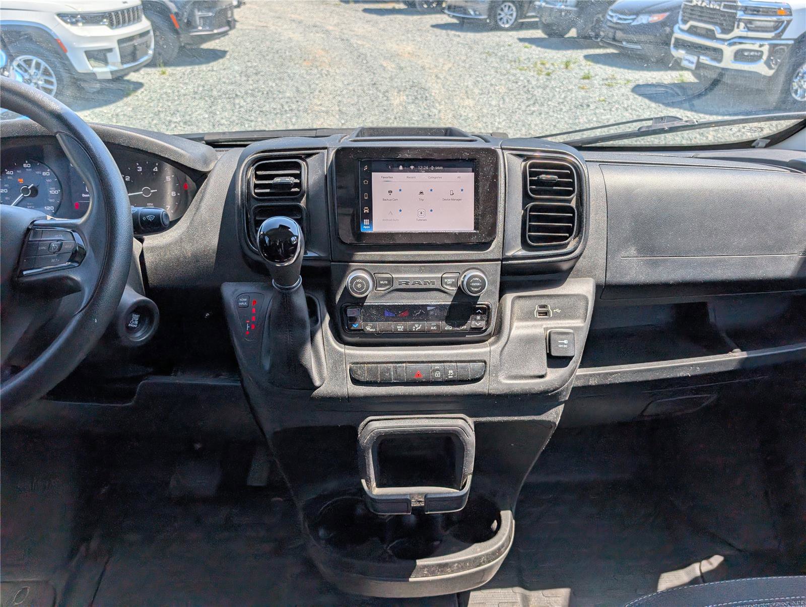 Used 2023 RAM ProMaster 2500 w/ Convenience Group FWD image 13