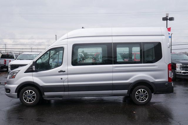Used 2023 Ford Transit 350 XLT image 9