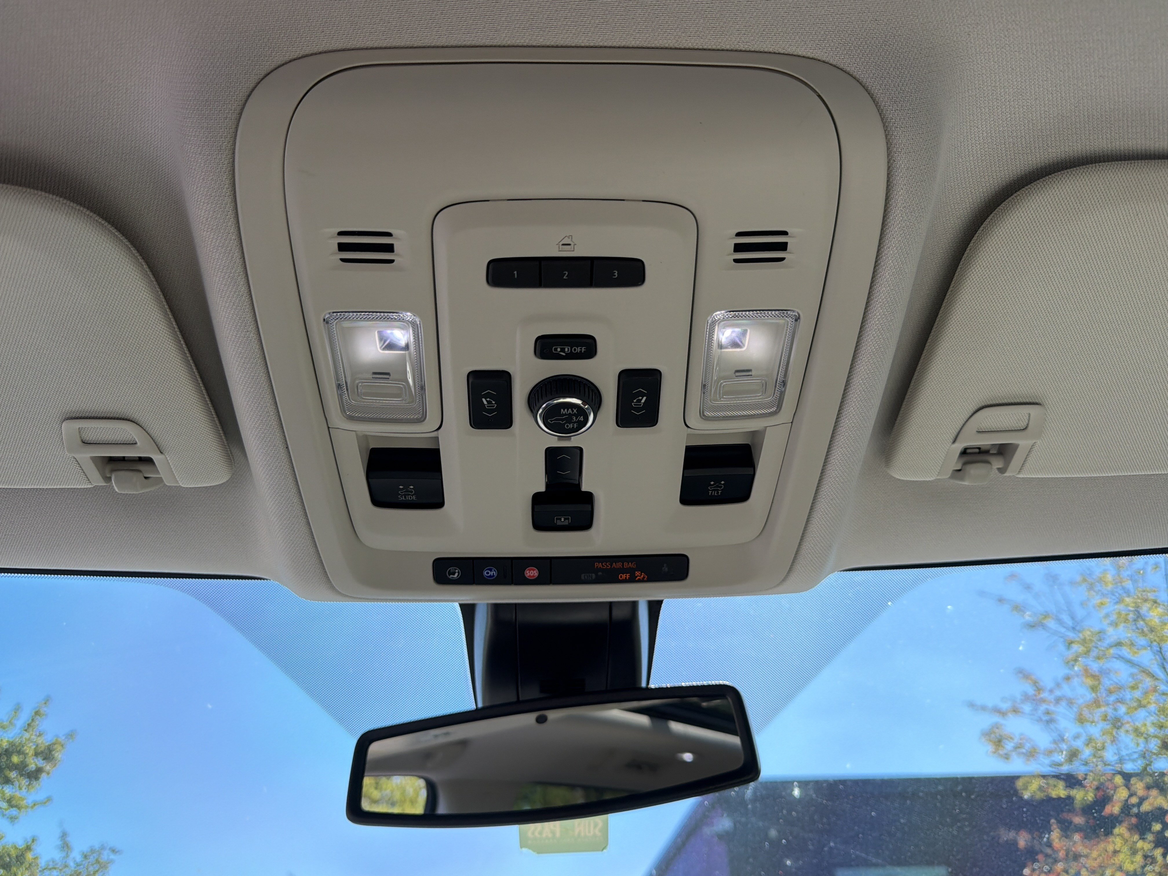 Used 2022 GMC Yukon Denali RWD image 27