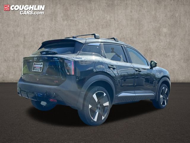 New 2026 Nissan Kicks SR w/ Cold Weather Package FWD image 8