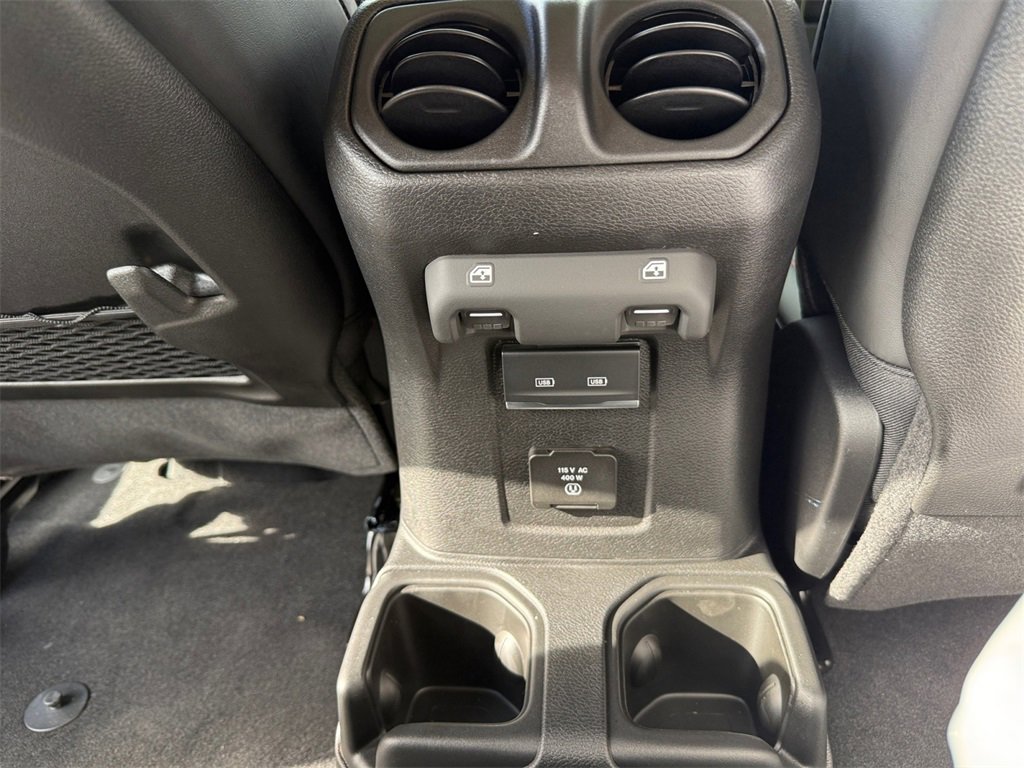 New 2025 Jeep Gladiator Rubicon w/ Convenience Group image 28