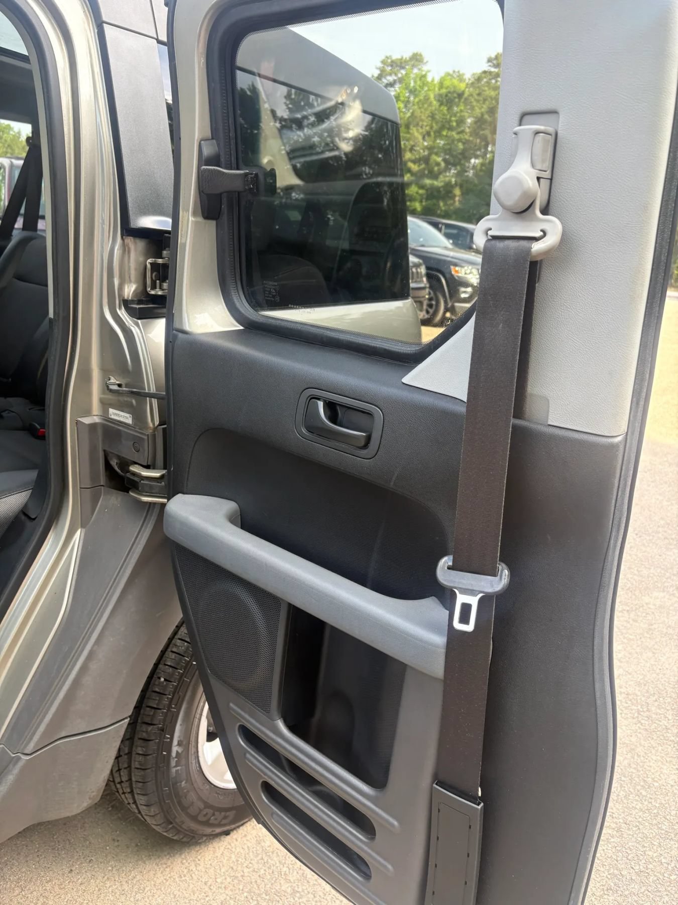 Used 2004 Honda Element EX image 23