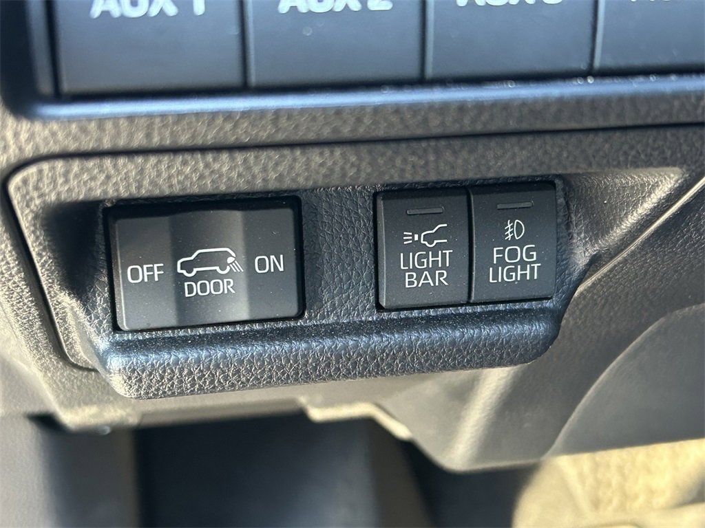 Certified 2025 Toyota 4Runner Trailhunter image 29