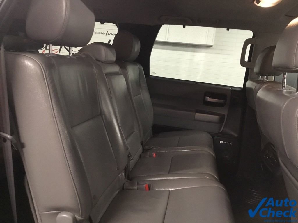 Used 2016 Toyota Sequoia Limited w/ Safety & Convenience Package image 44