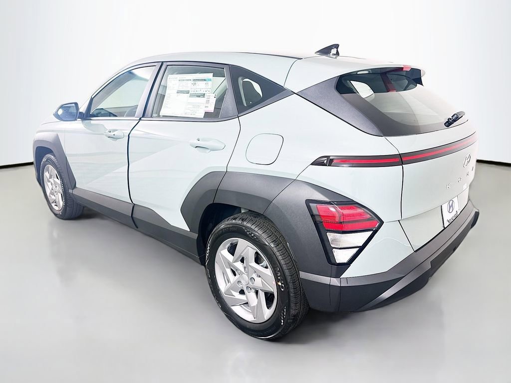 New 2026 Hyundai Kona SE image 5