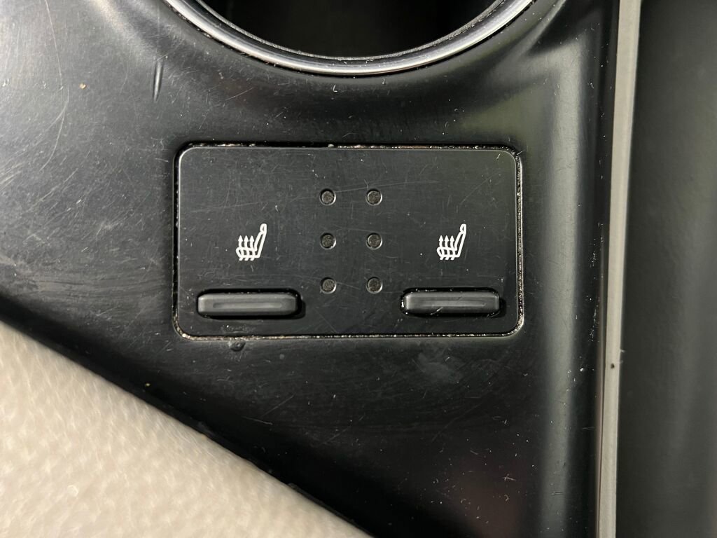 Used 2019 Toyota Camry XLE w/ Driver Assist Package image 12