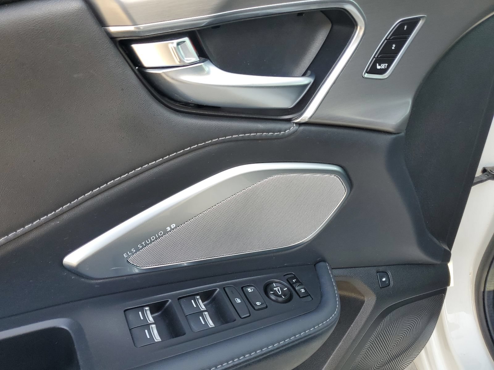 Used 2019 Acura RDX A-Spec w/ Technology Package FWD image 17