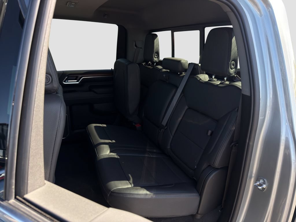 Used 2024 GMC Sierra 2500 Denali w/ Denali Reserve Package AWD/4WD image 30