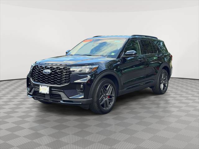 Used 2026 Ford Explorer ST-Line w/ ST-Line Street Pack AWD/4WD image 3