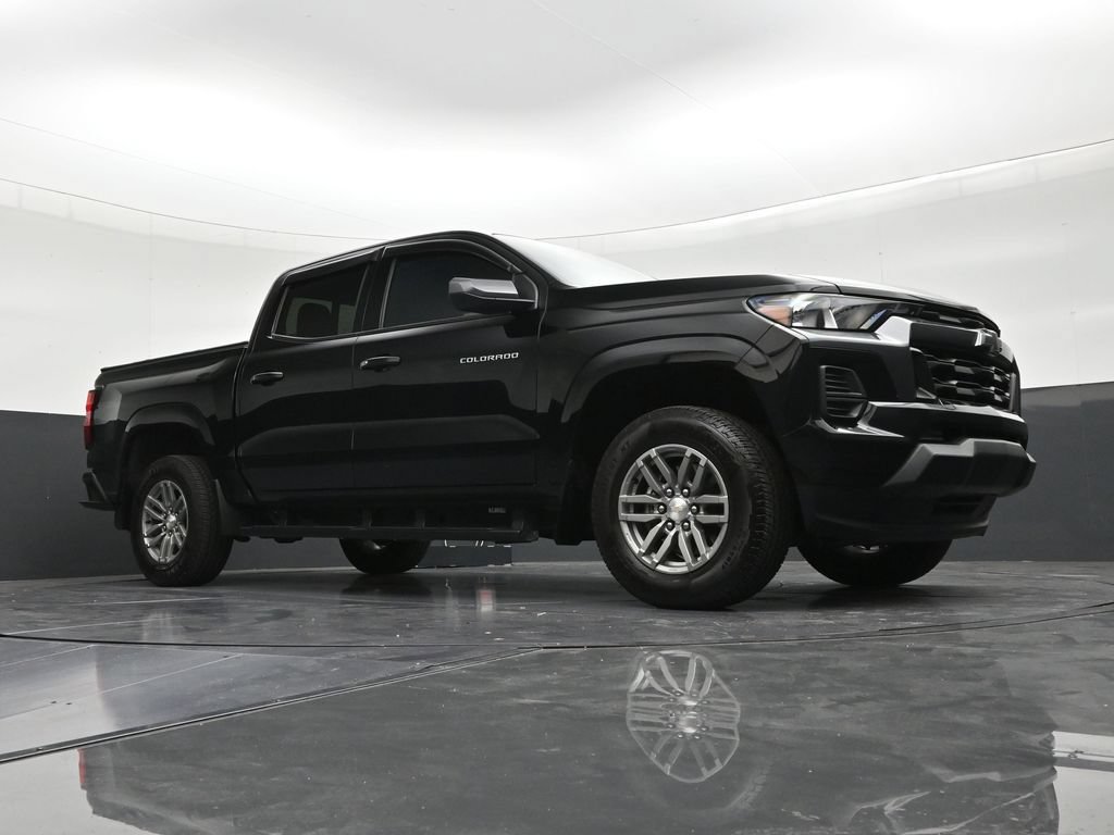 Used 2025 Chevrolet Colorado LT RWD image 26