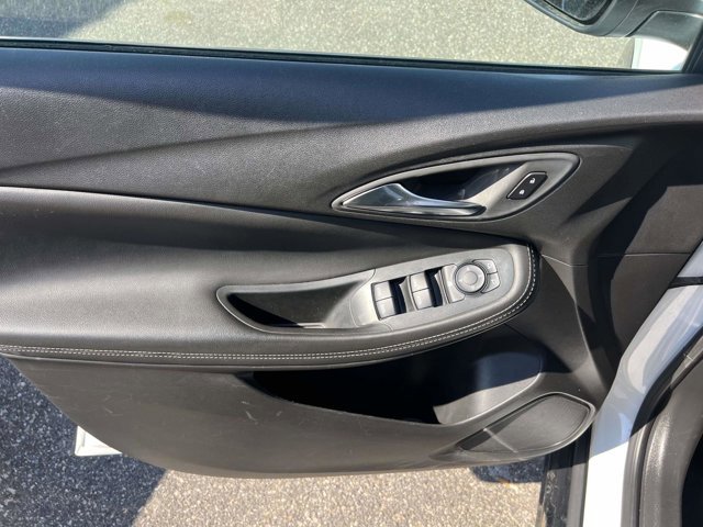 Used 2024 Buick Encore GX Sport Touring image 14