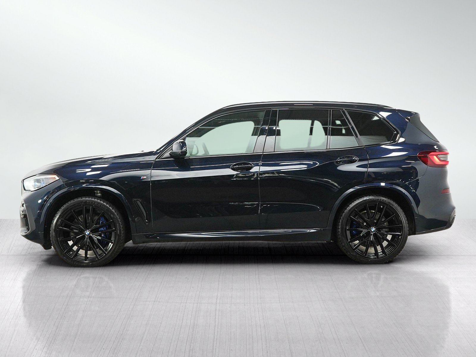 Used 2021 BMW X5 M50i AWD/4WD image 2
