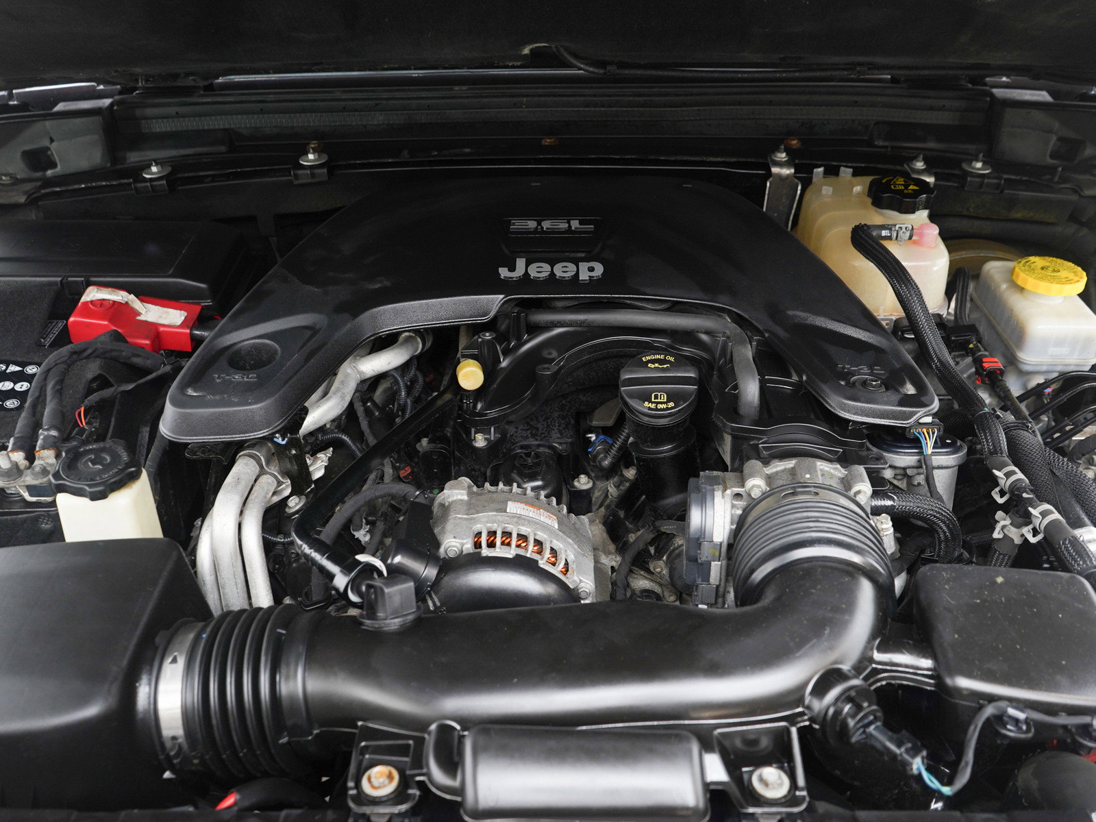 Used 2019 Jeep Wrangler Unlimited Rubicon w/ Dual Top Group image 26