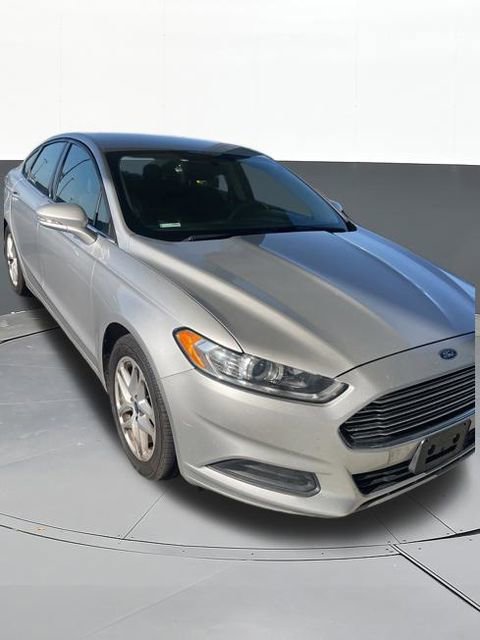 Used 2016 Ford Fusion SE FWD image 1