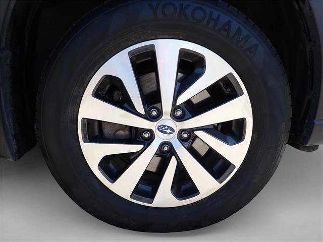 Certified 2025 Subaru Outback Premium AWD/4WD image 7
