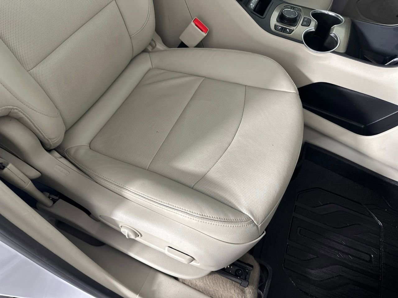 Used 2020 GMC Terrain Denali w/ Denali Premium Package AWD/4WD image 34