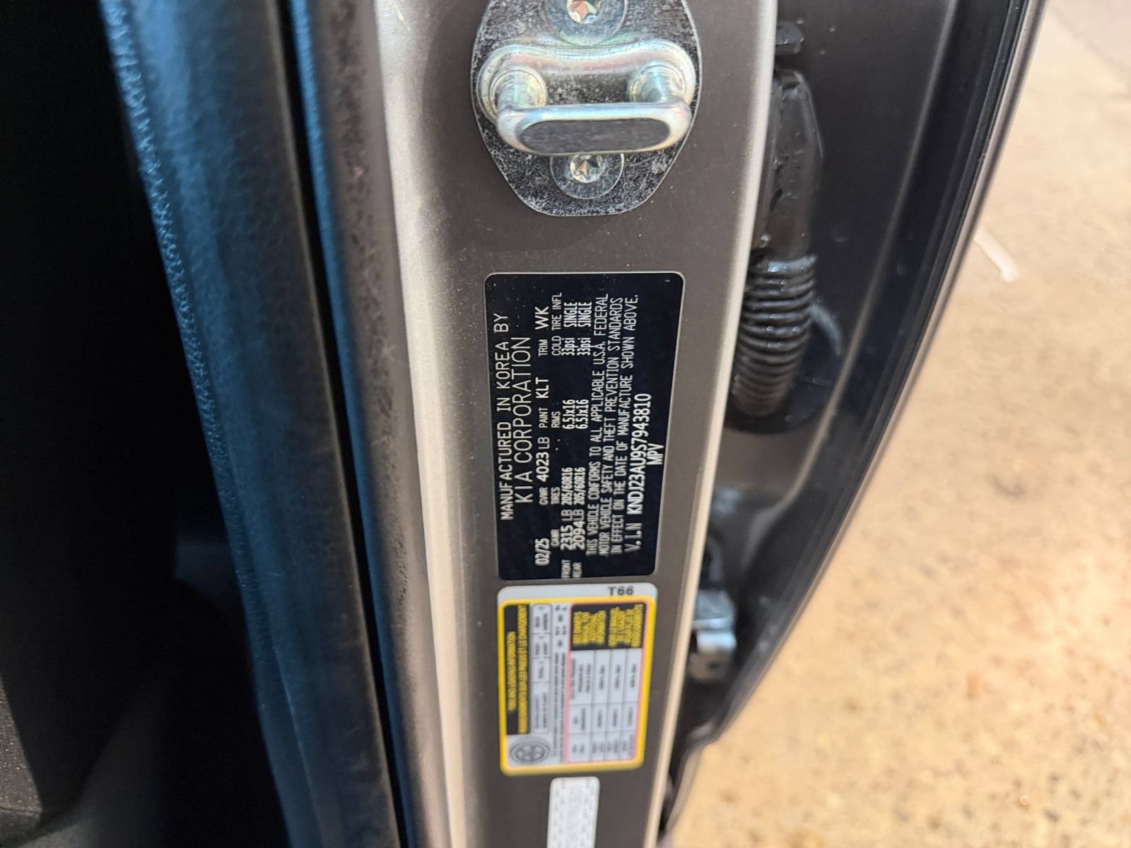 Used 2025 Kia Soul LX w/ LX Technology Package FWD image 27