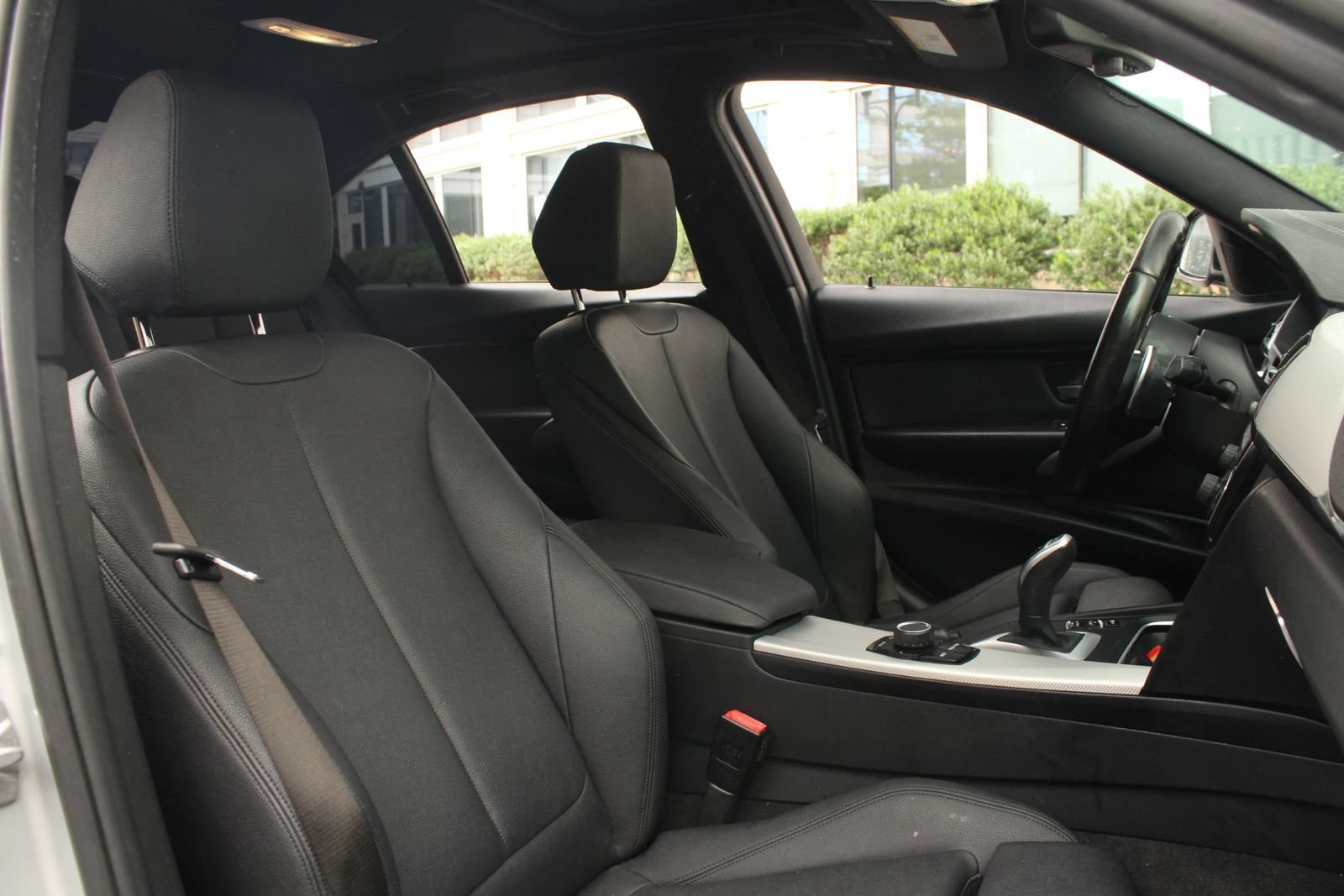 Used 2018 BMW 330i Sedan RWD image 26