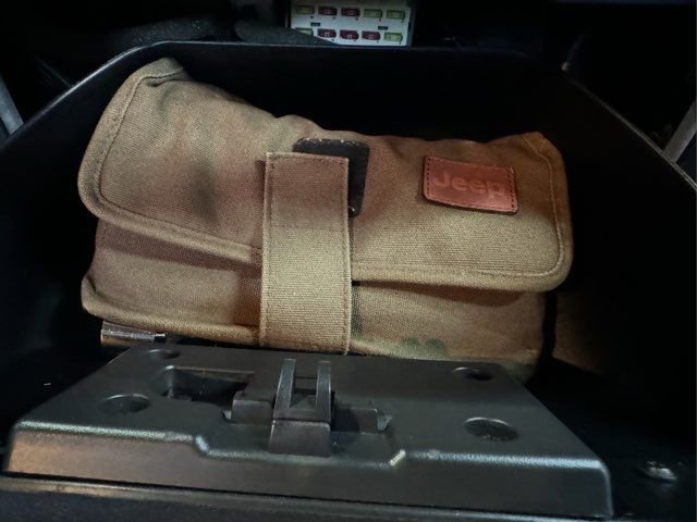 Used 2005 Jeep Wrangler Unlimited image 28