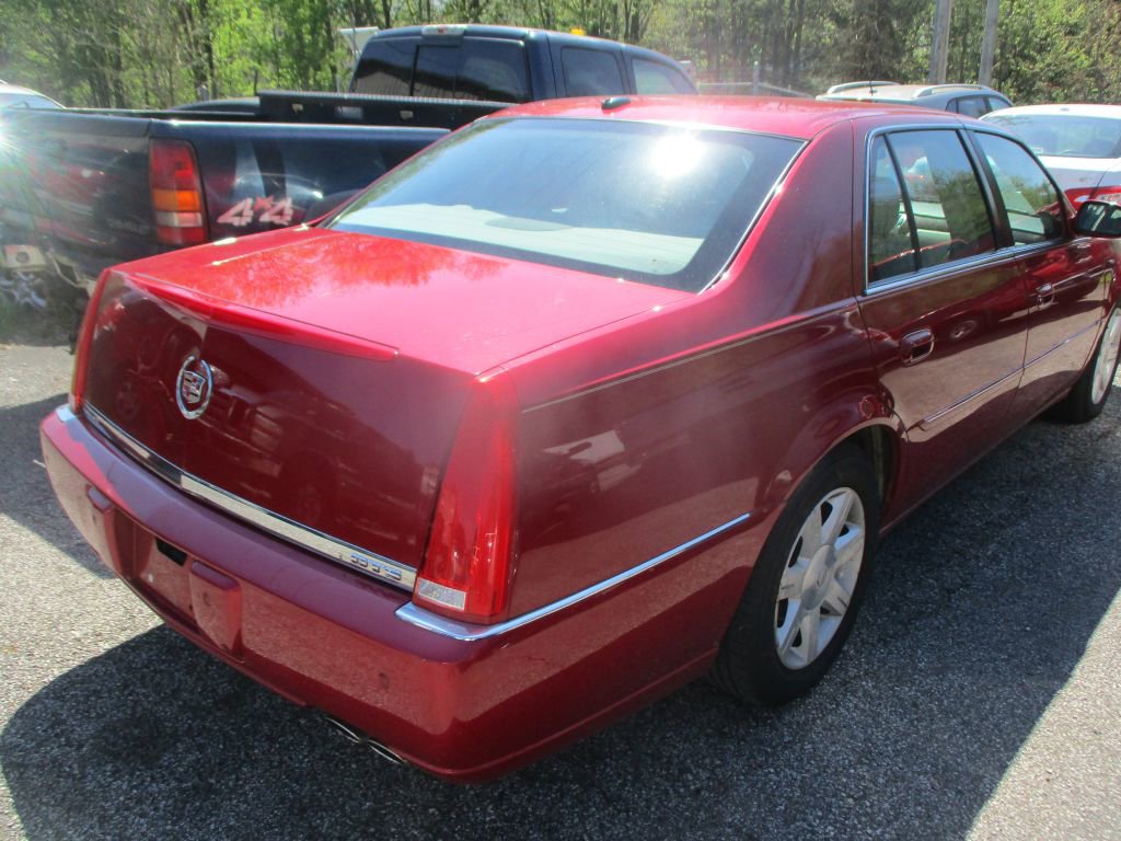 Used 2007 Cadillac DTS Luxury I FWD image 4