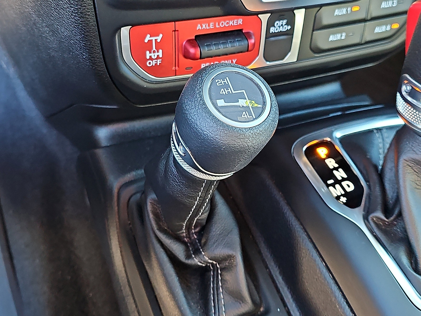 Used 2024 Jeep Wrangler Willys image 22