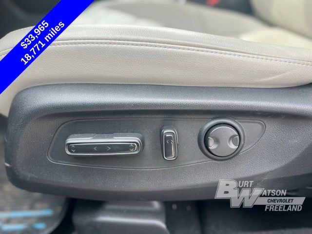 Used 2025 Honda CR-V EX-L image 13