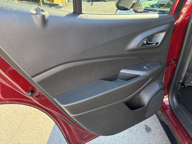 Used 2024 Chevrolet Trax LT w/ LT Convenience Package image 17