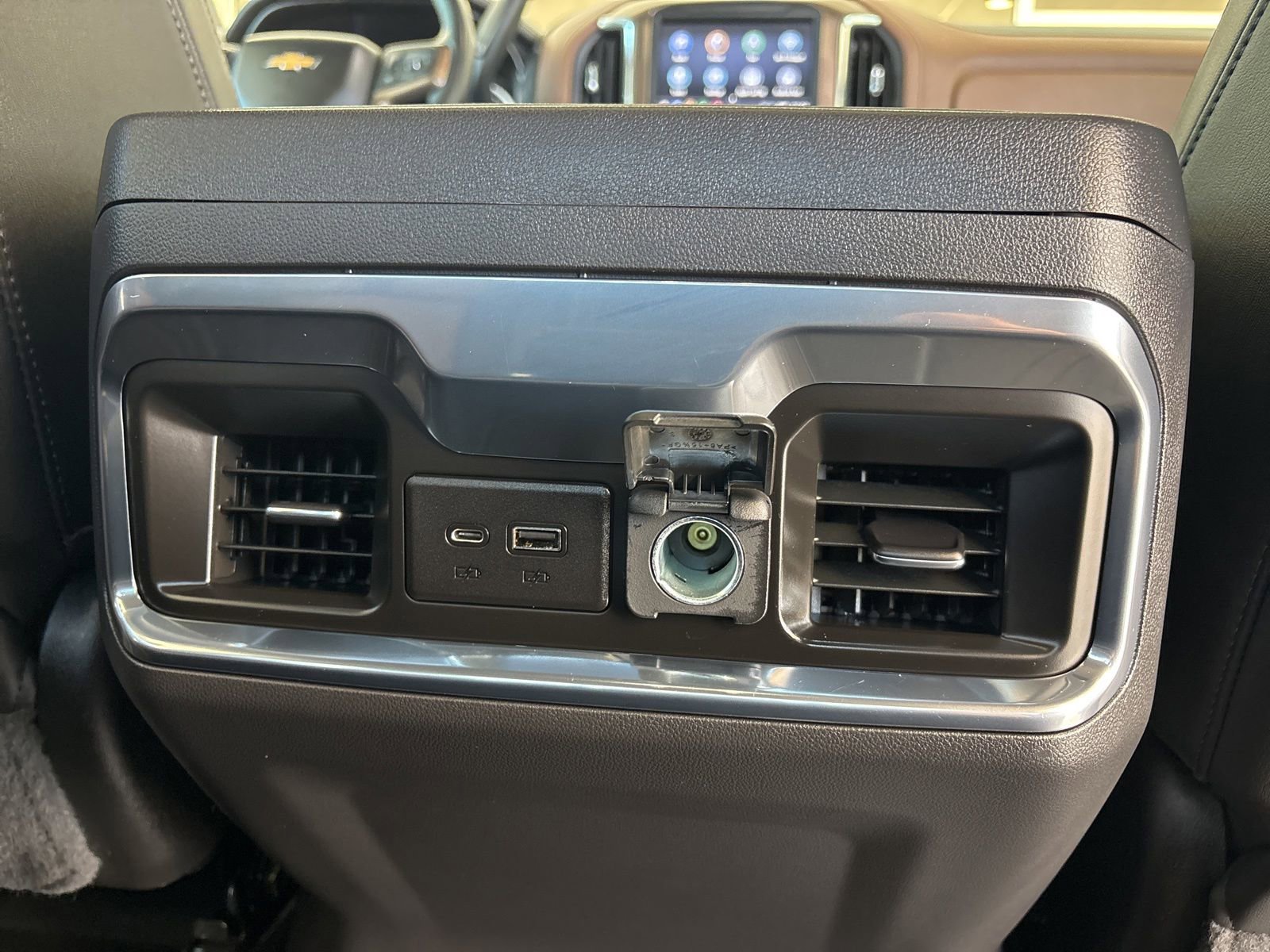 Used 2022 Chevrolet Silverado 1500 High Country AWD/4WD image 20