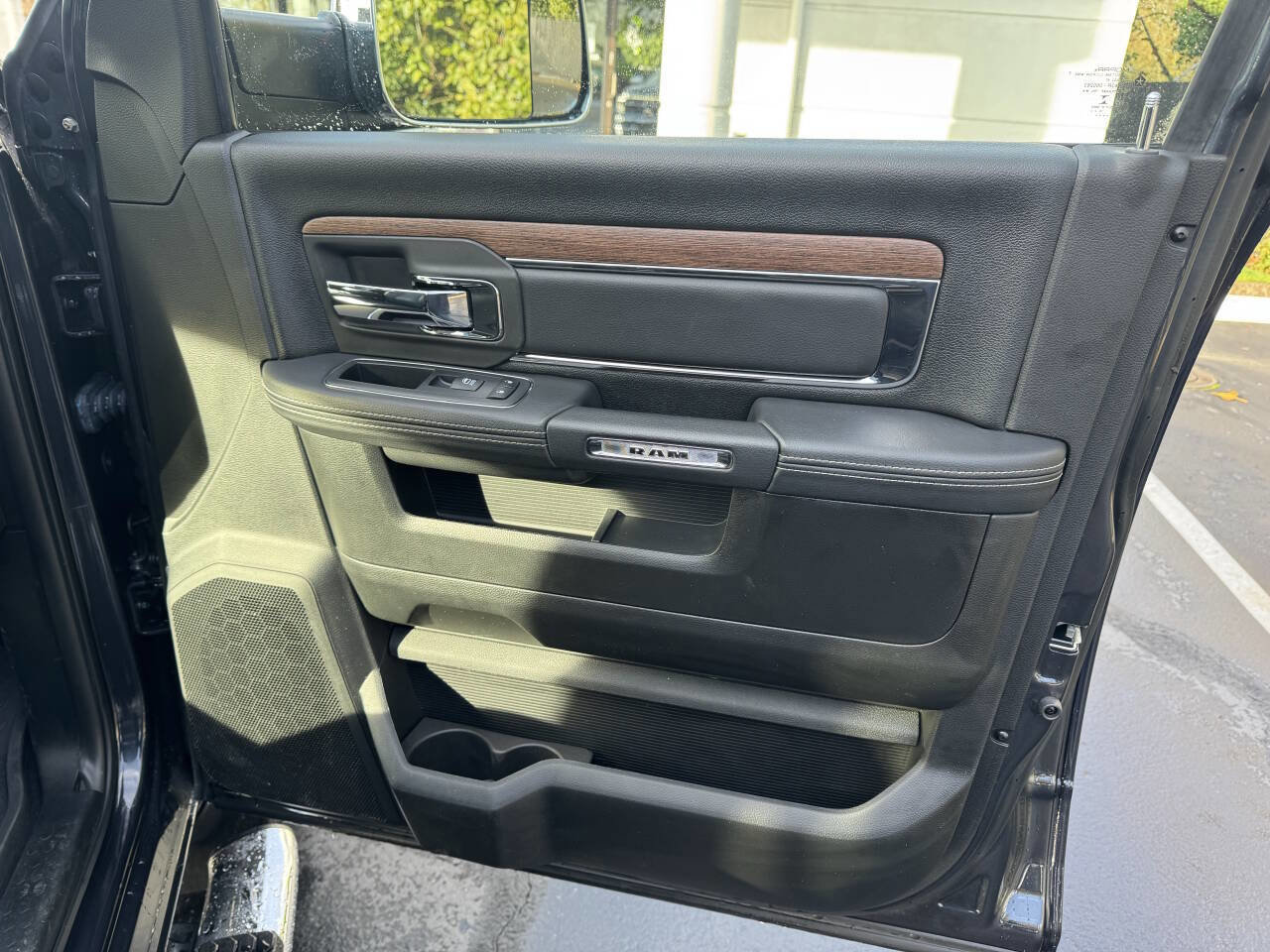 Used 2018 RAM 3500 Laramie w/ Protection Group image 16