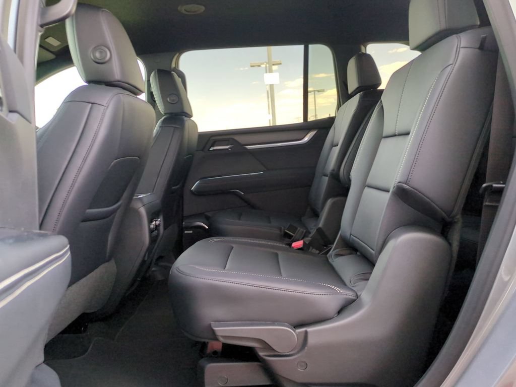 New 2026 GMC Acadia Elevation w/ Black Edition FWD image 25