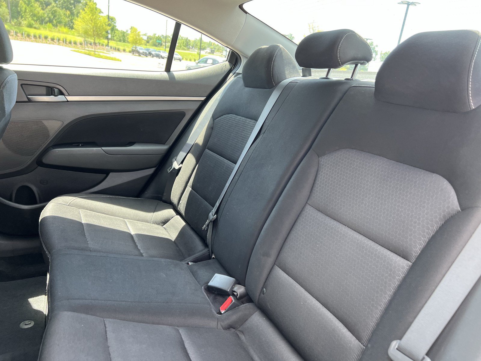 Used 2017 Hyundai Elantra Value Edition w/ Cargo Package FWD image 33