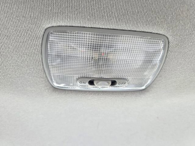 Used 2010 Honda Fit image 25