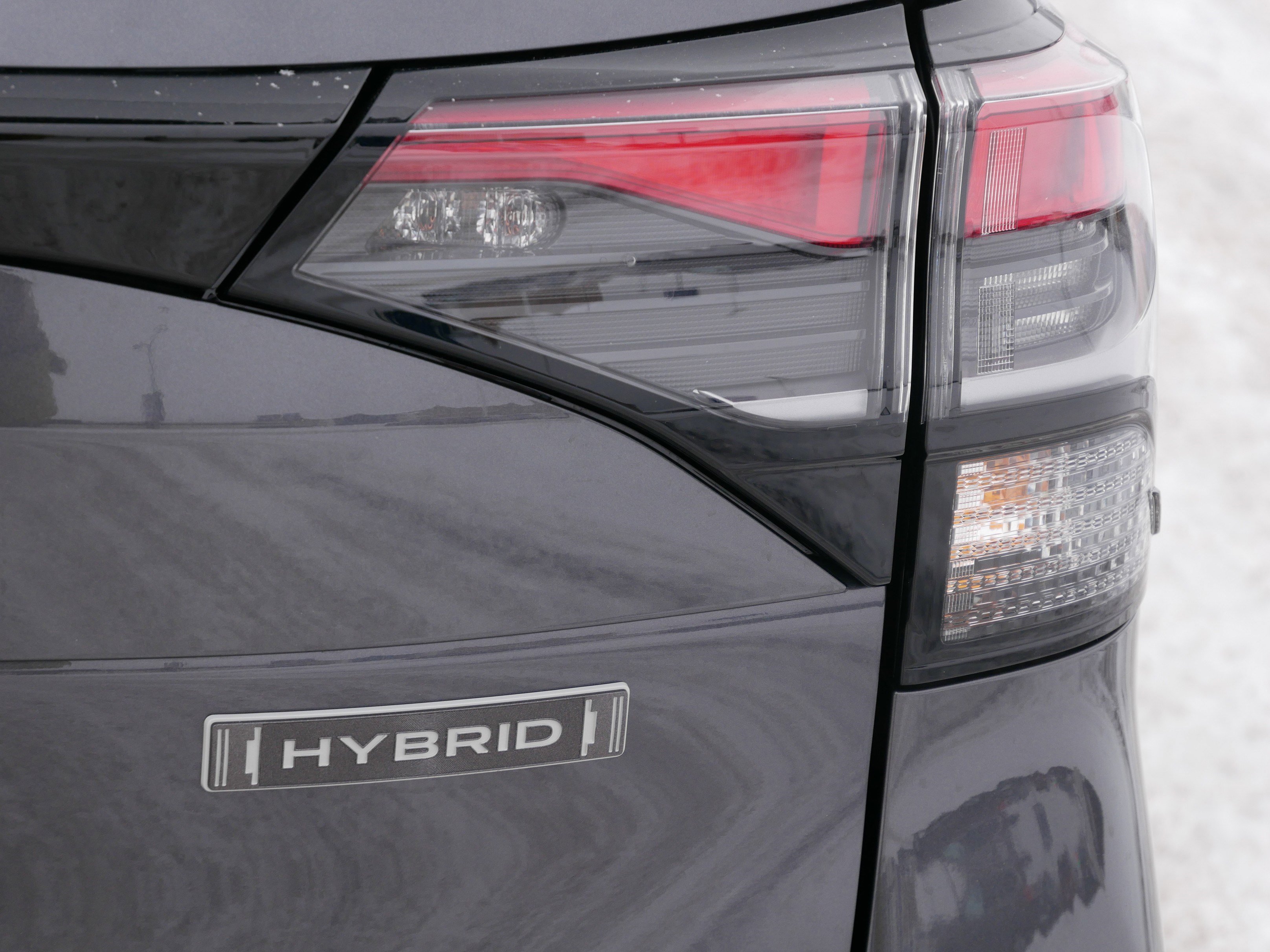 Certified 2025 Subaru Forester Premium w/ Protection Package (1PH) image 17