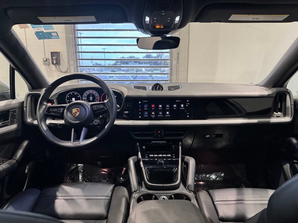 Used 2024 Porsche Cayenne Coupe w/ Premium Package Plus AWD/4WD image 31