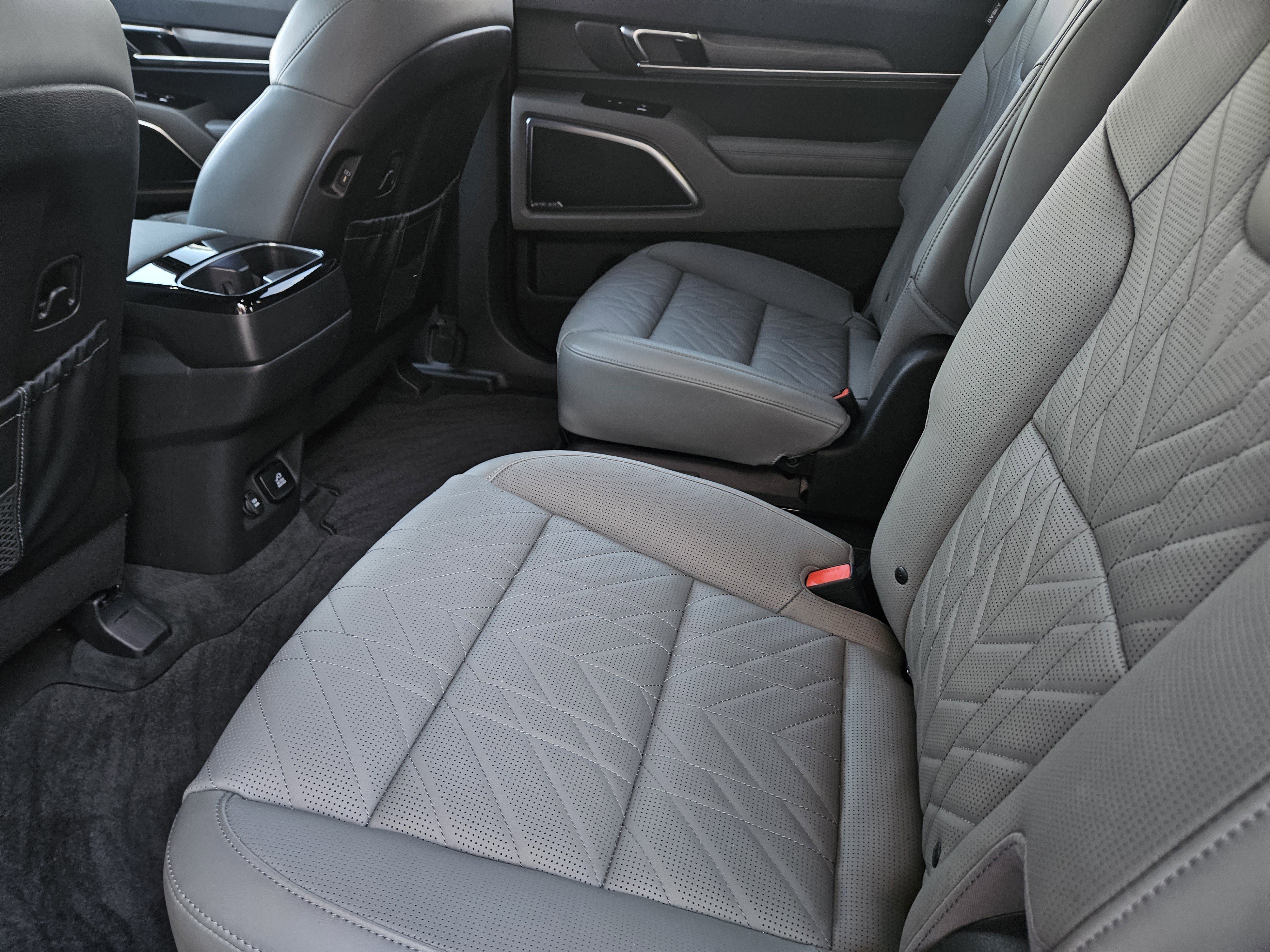 Used 2024 Kia Telluride SX Prestige X-Line image 30