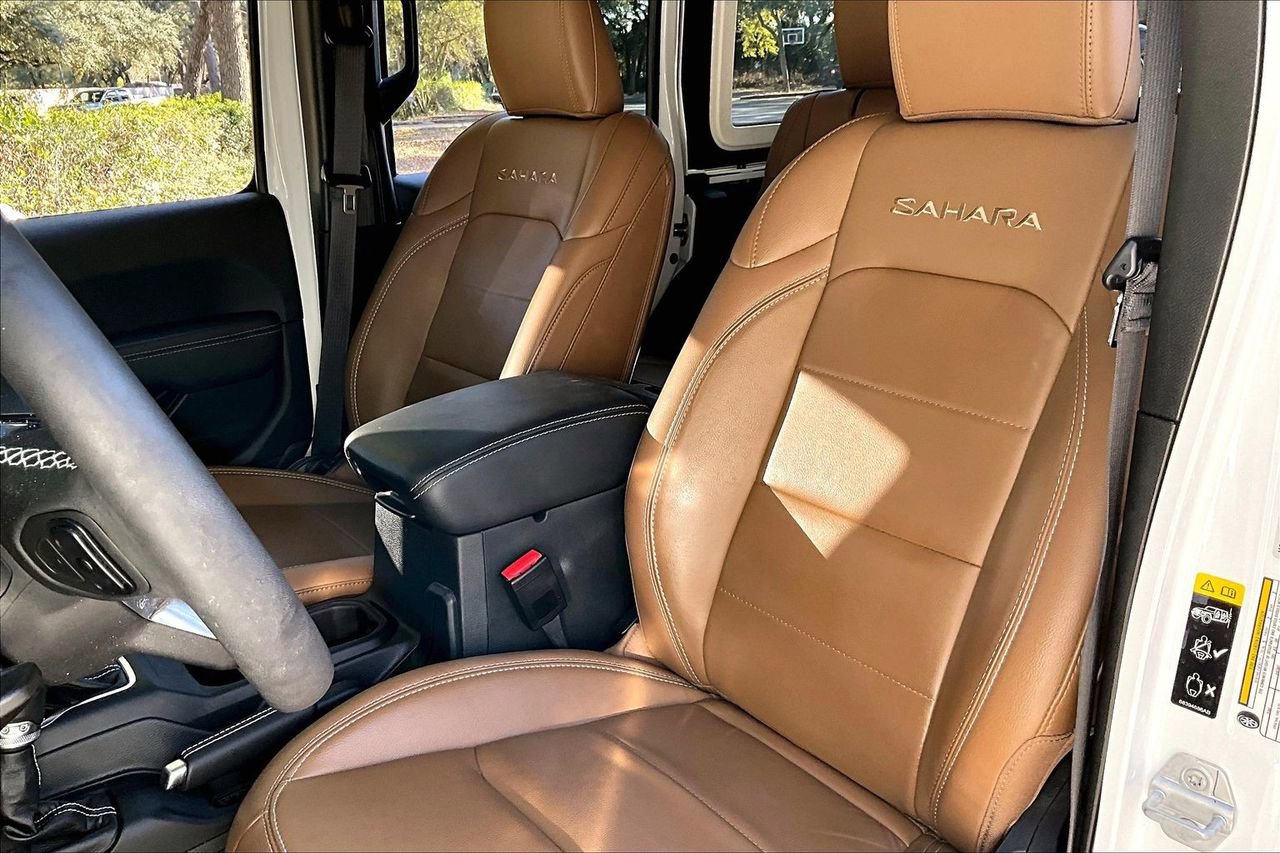 Used 2023 Jeep Wrangler Sahara w/ LED Lighting Group image 18