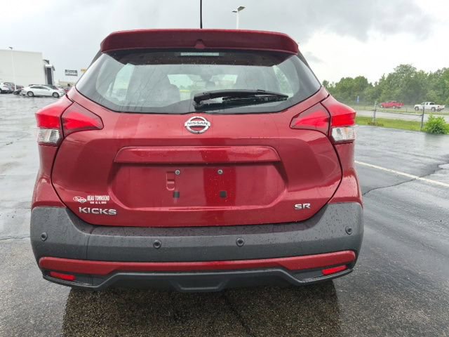 Used 2020 Nissan Kicks SR FWD image 6