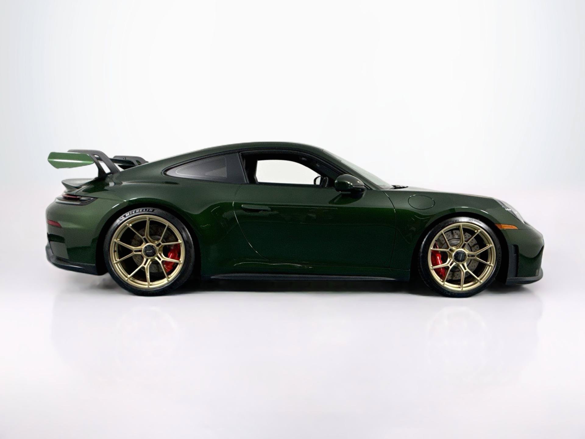 Used 2026 Porsche 911 GT3 RWD image 4