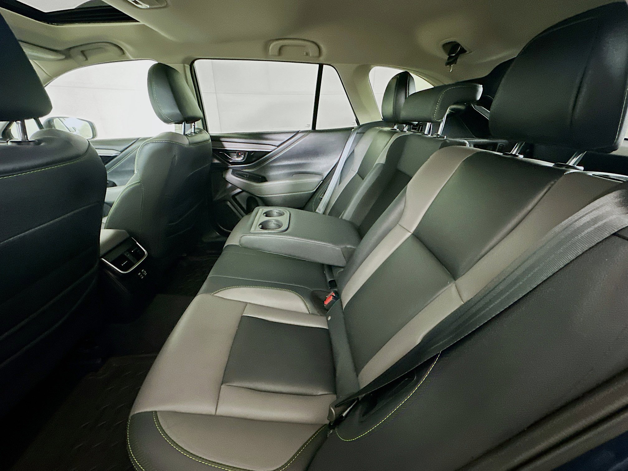 Used 2023 Subaru Outback Onyx Edition image 28