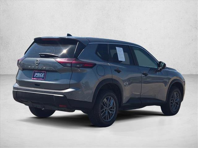 Used 2024 Nissan Rogue S AWD/4WD image 5