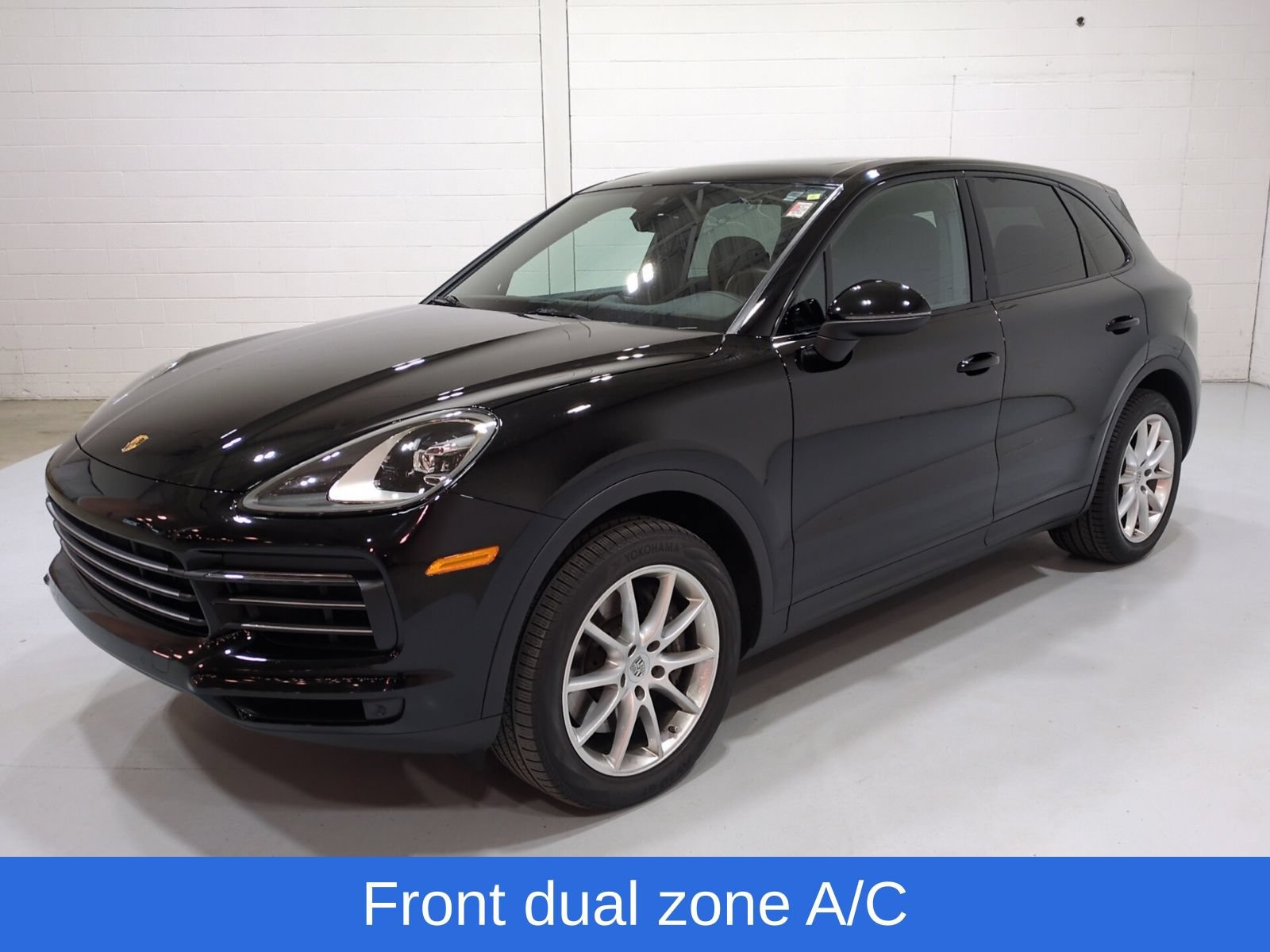 Used 2022 Porsche Cayenne w/ Premium Package AWD/4WD image 7