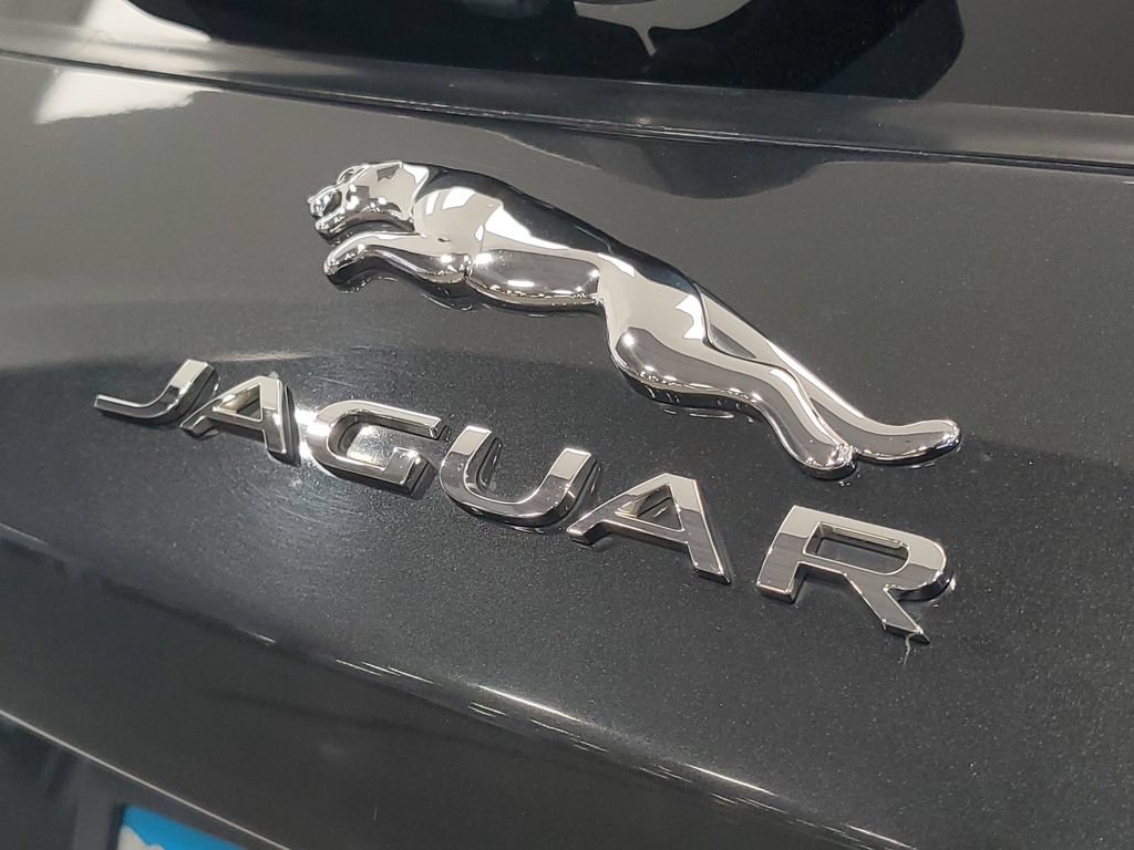 Used 2019 Jaguar F-PACE S AWD/4WD image 6