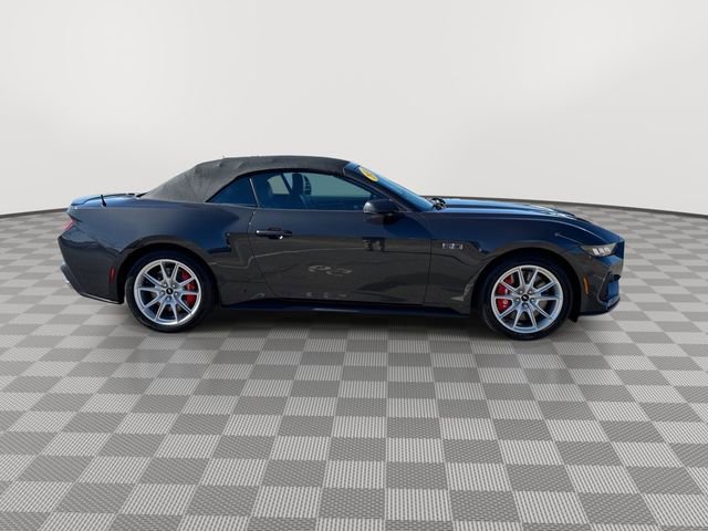 Used 2024 Ford Mustang GT Premium image 11